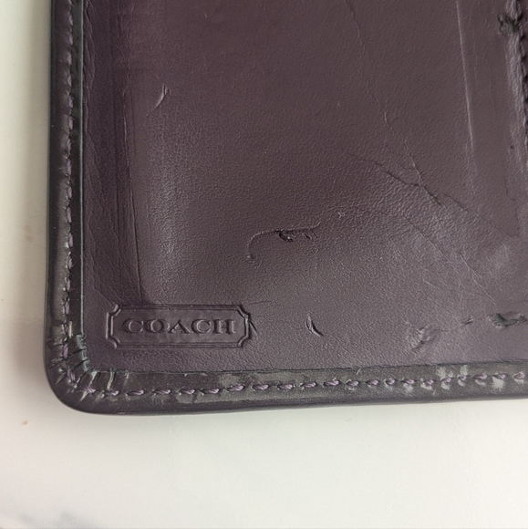 Vintage Coach Ruched Purple Leather Shoulder Bag. - Picture 15 of 16